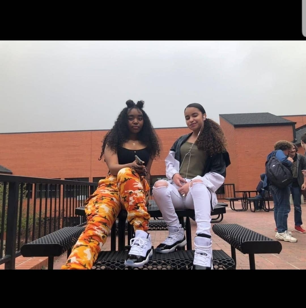 Meet your Posher, Bria